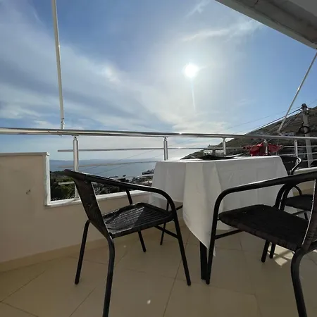 Seaside Apartmán Sarandë